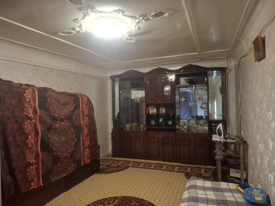 4.6 sotix uy sotiladi