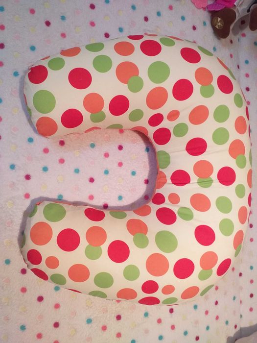 Perna pentru alaptare multifunctionala