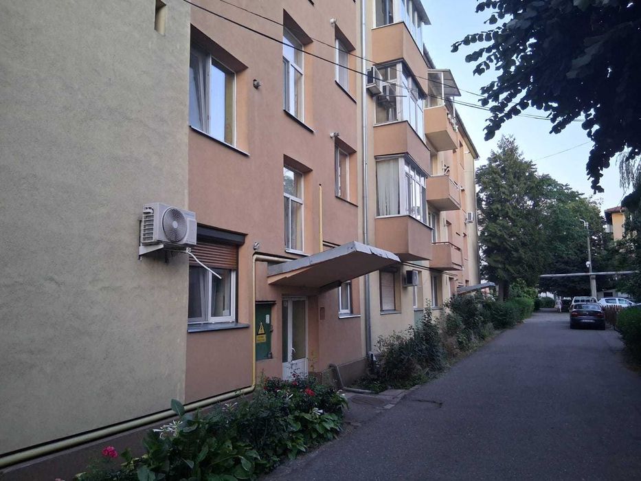 Vanzare apartament cu 2 camere Deva