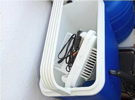 vand Lada frigorifica electrica 30 litri 12V. Plus ghiozdan copii