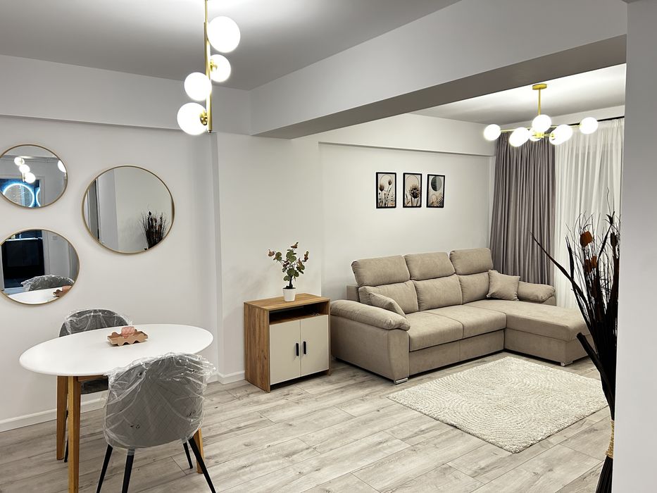 Apartament 2 camere de inchiriat , prima chirie , bloc nou