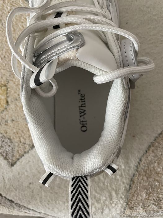 Off-White BRB silver