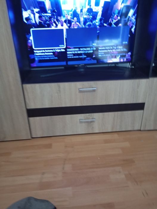 Plasmă Smart Samsung 109 cm,am doua și alt model.