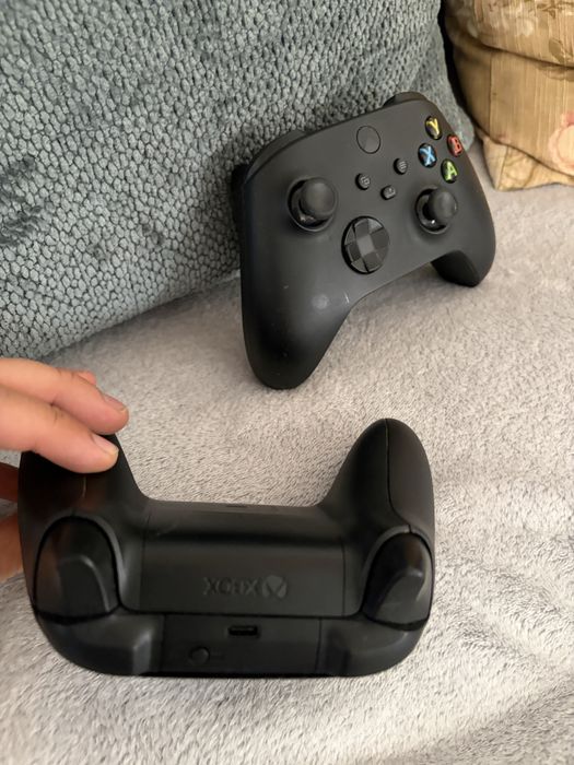 Vand doua Controllere Xbox Series X/S