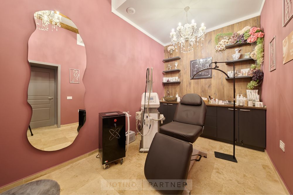 Inchiriem post coafor in salon  251Beauty&Co