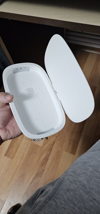 Sterilizator telefon cu incarcate wireless