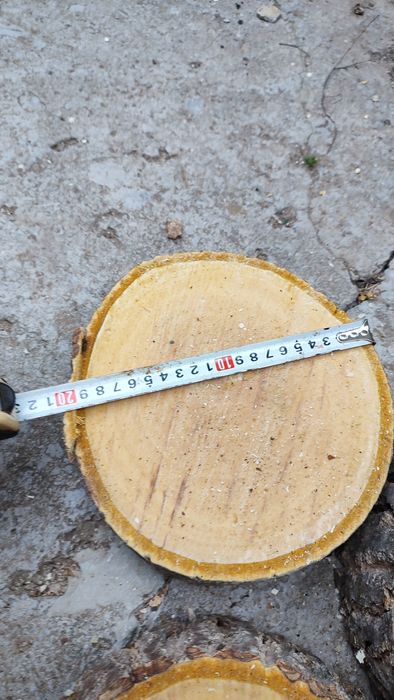 Прясно отрязани или от орех