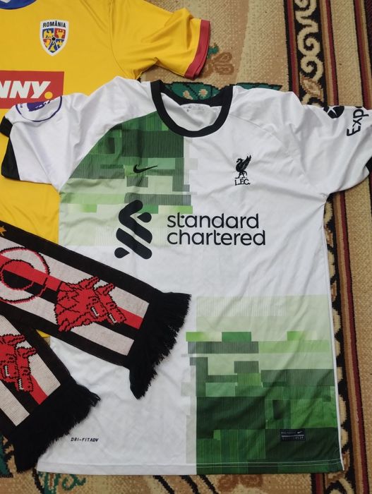 Fular Dinamo București + Tricou România+ Tricou Liverpool