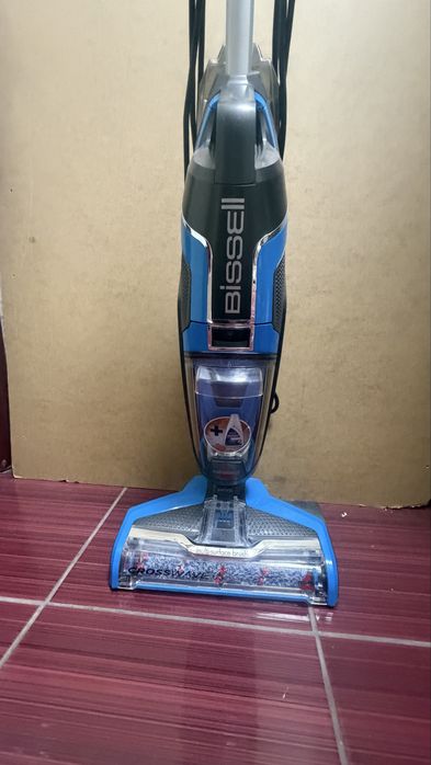 Прахосмукачка за сухо и мокро почистване Bissell Crosswave