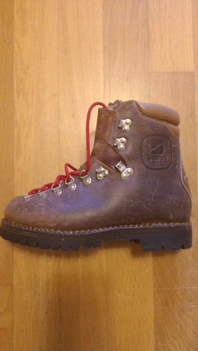 Vand bocanci tehnici de munte iarna Scarpa 41 Piele - NOI -  ASOLO TV