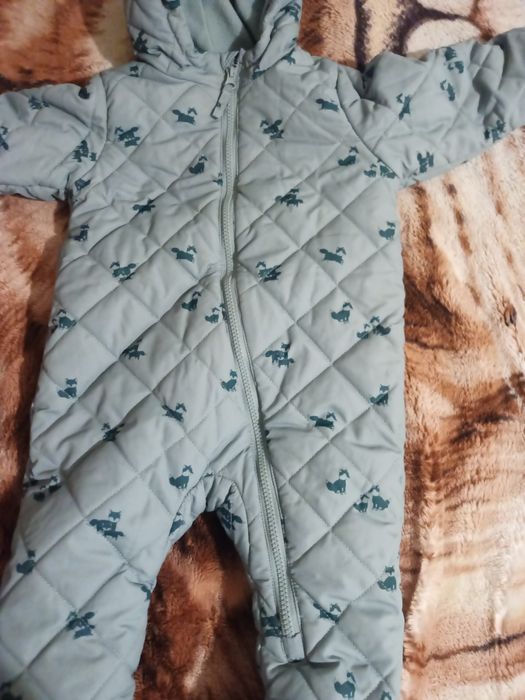 Vând salopeta primăvară 6-12 luni