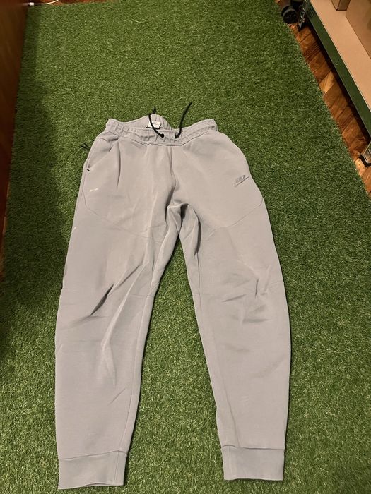 pantaloni lungi nike tech