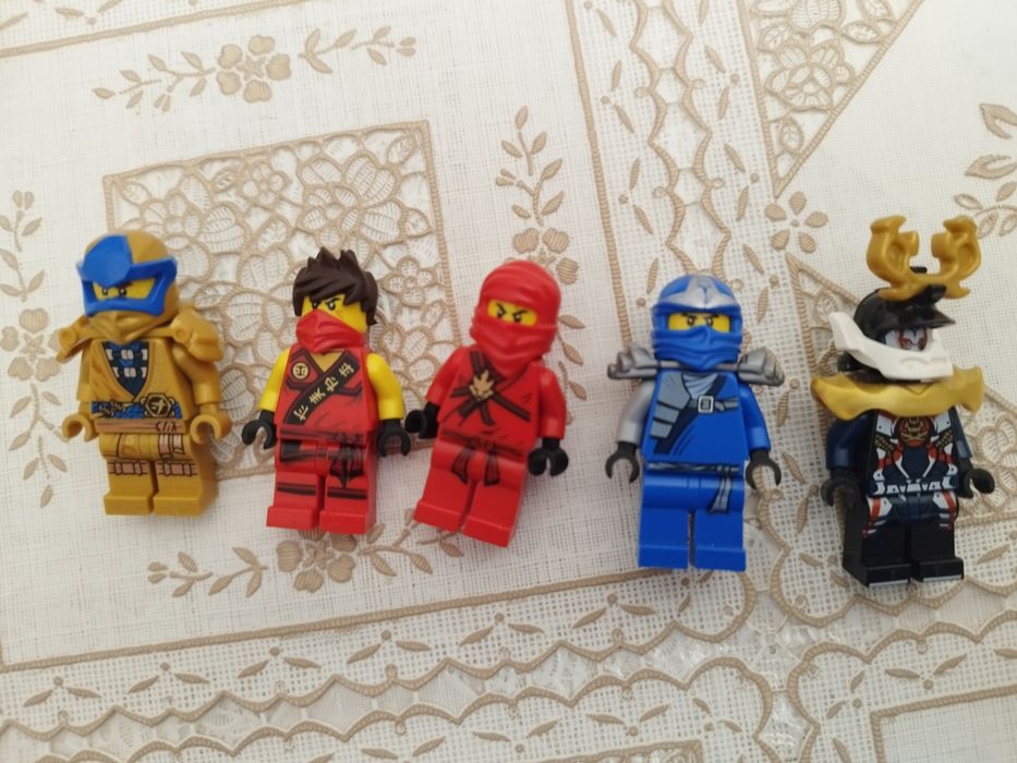 Продам lego Ninjago фигурки