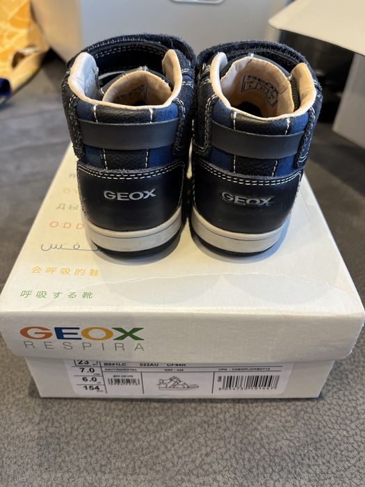 Детски боти Geox