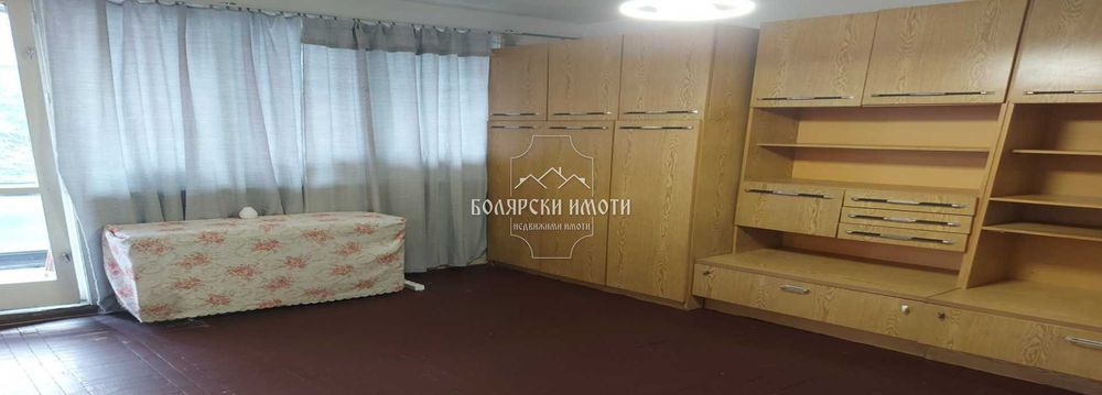 Дава се под наем Едностаен апартамент в Велико Търново, Център - 35 кв.м за 164.22 € - Снимка #4