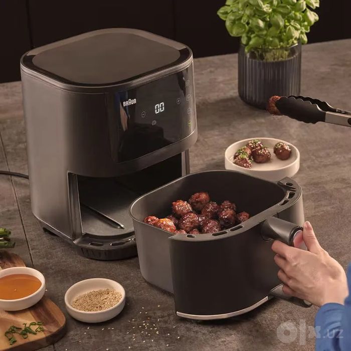 Аэрогриль Braun MultiFry 3 HF 3030, 4,3 л, 1500 Вт