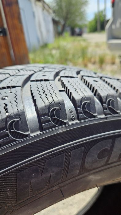 Зимняя резина Michelin X-ICE R18
