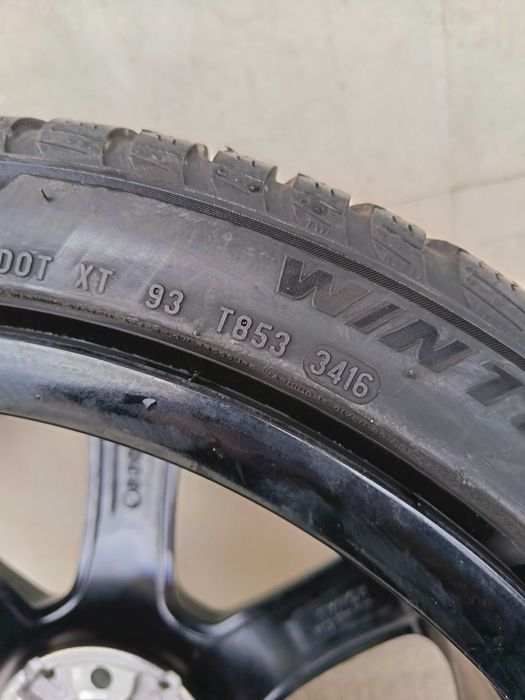 19 цола Mercedes GLA W156 оригинални джанти със зимни гуми Pirelli