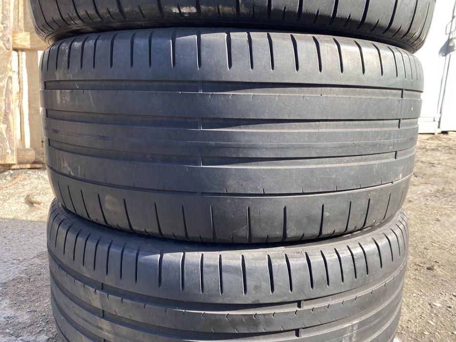 Шины 265/35/22 комплект бу пирелли