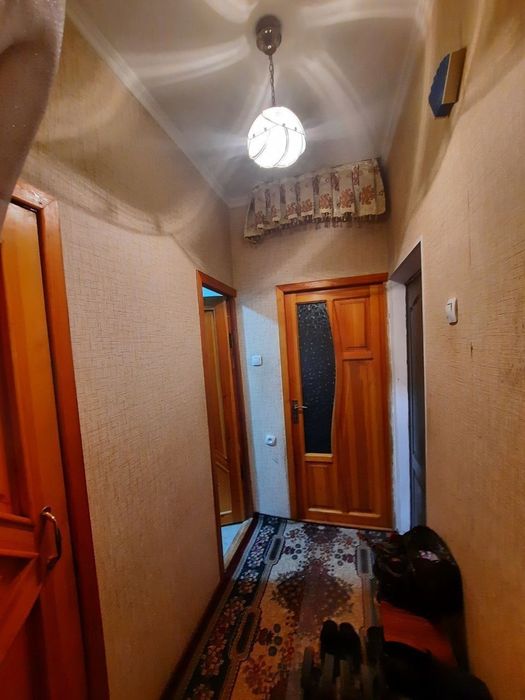 Своя.2х комнатная Юнусабад 6-квартал
Ориентир: Посольство США