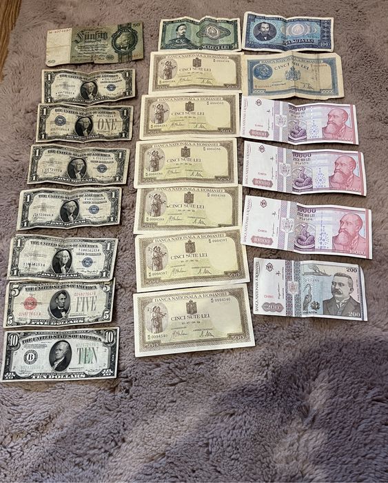 Vând bancnote vechi de colecție