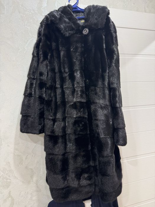 Продам норковую шубу