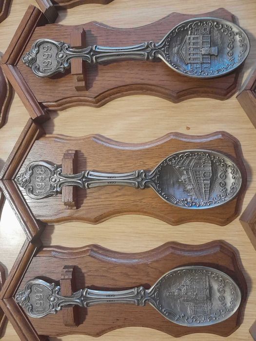 Калаени лъжици за стена от 1983до2010г..