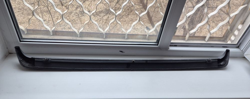 Спойлер гольф 2 оригинал в отличном состояние