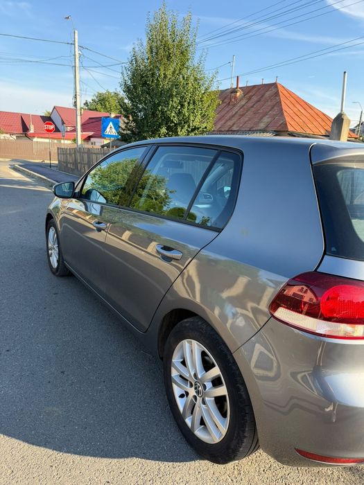 VOLKSWAGEN Golf 2010 — imagine 2