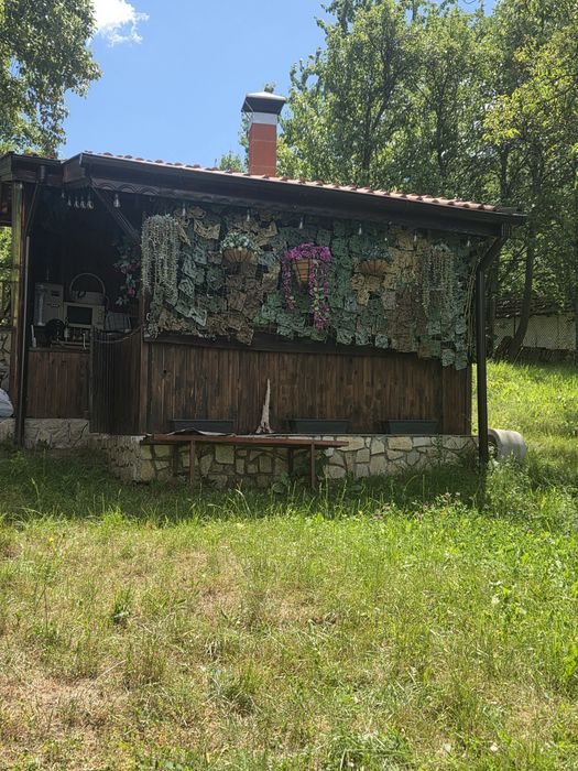 Продавам къща с.Добърчин