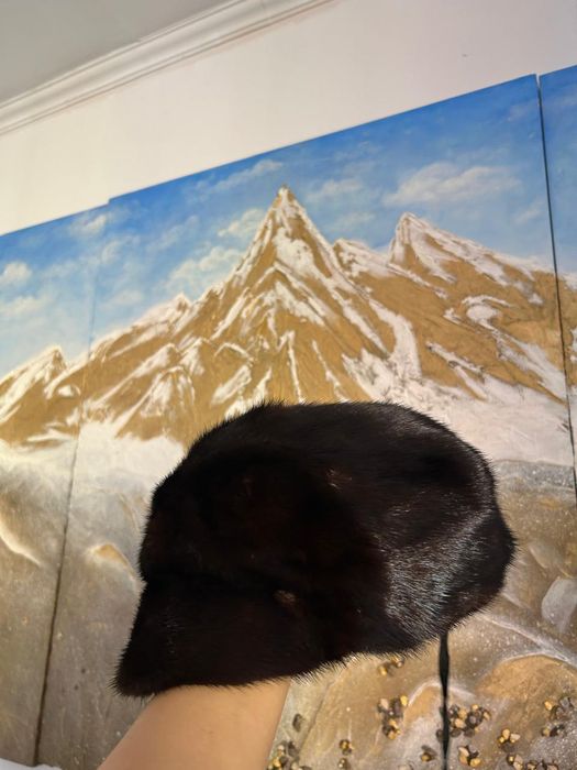 Продам норковую шапку