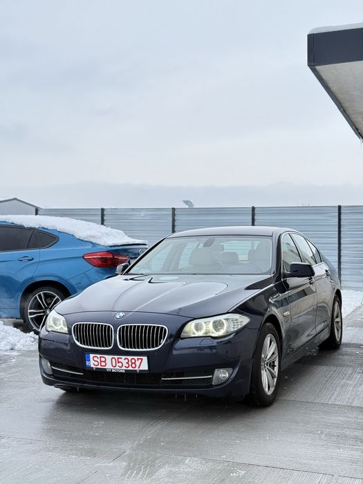 BMW Seria 5 F10 530d 245cp Ventilatie/Xenon/Logic 7