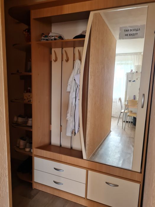 Прихожая удобная