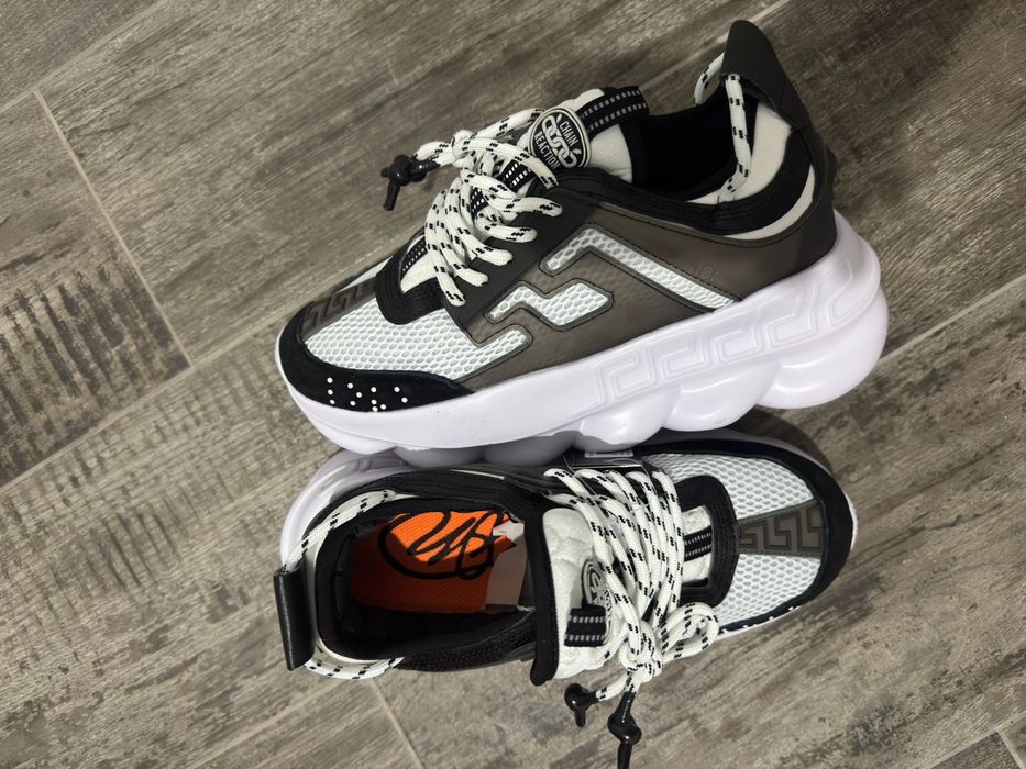 Versace Chain Reaction