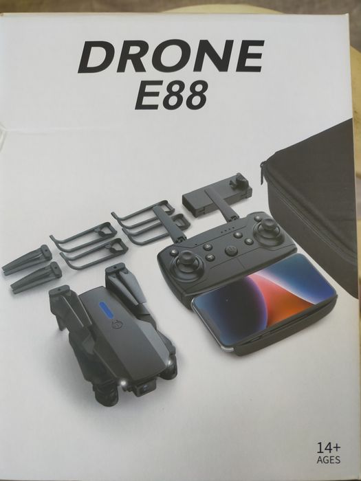 Дрон E88 с камерой