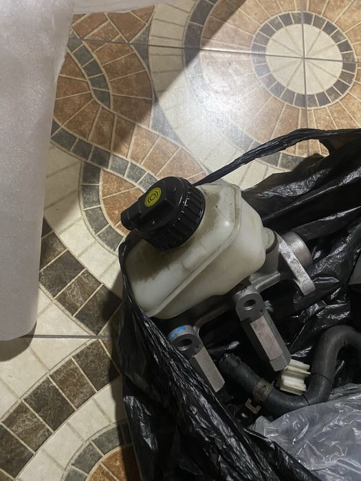 Nexia 2 1.6 dons vakum sotiladi