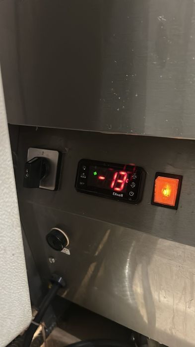 Vitrina inghetata ISA Millennium - 24 gusturi