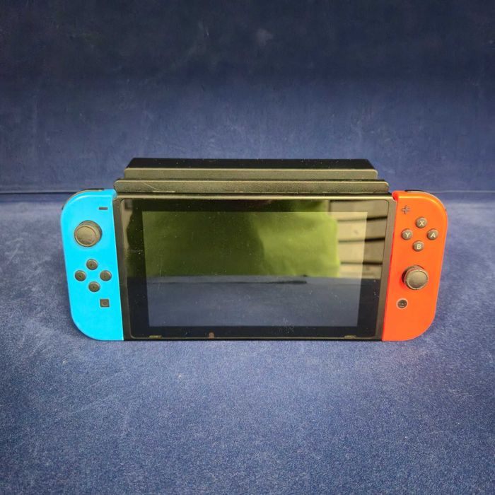 Consola Nintendo Switch ( B33456.1 /Ag28 Doi Baieti ) Garantie 2 ani !