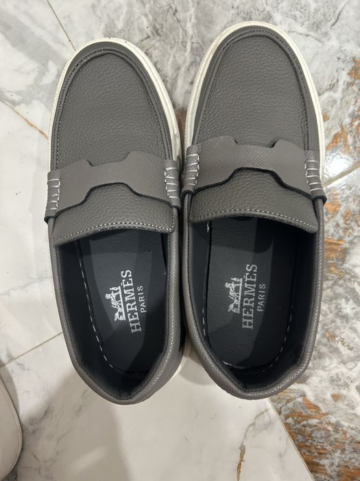 Продам женскую обувь