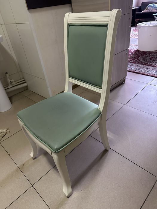 Стулья мягкие дерево