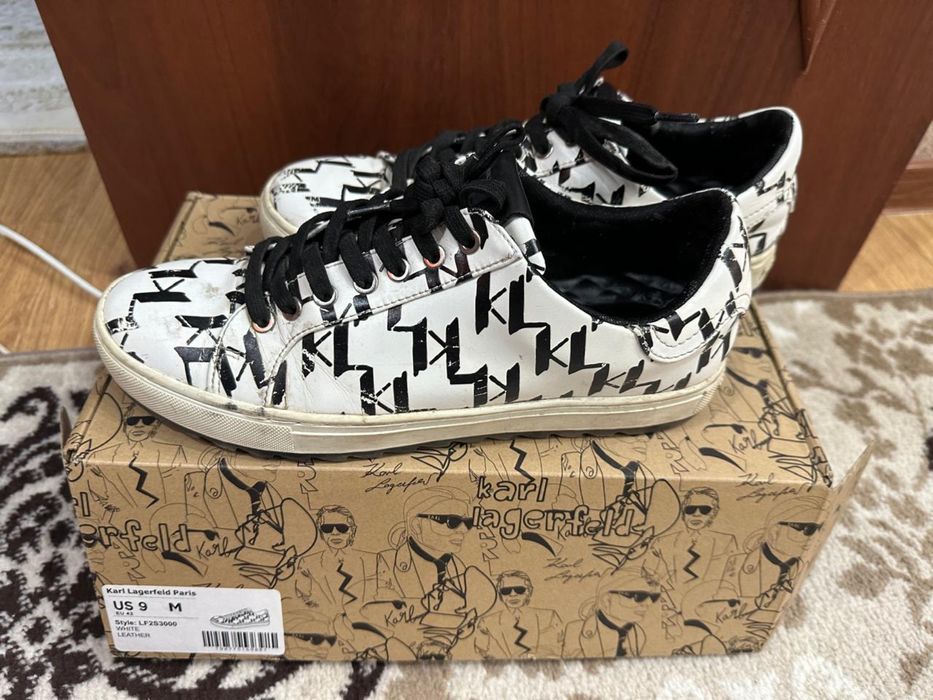 Продается кроссовки мужские