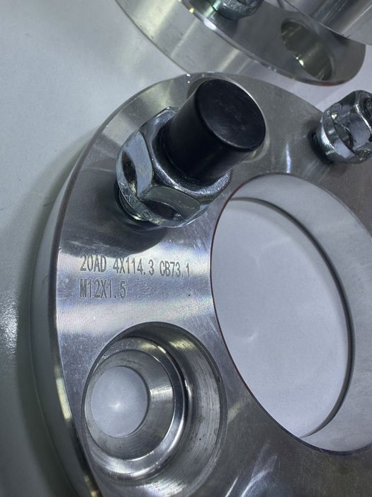 Пороставка 4х114.3-20мм Дамас