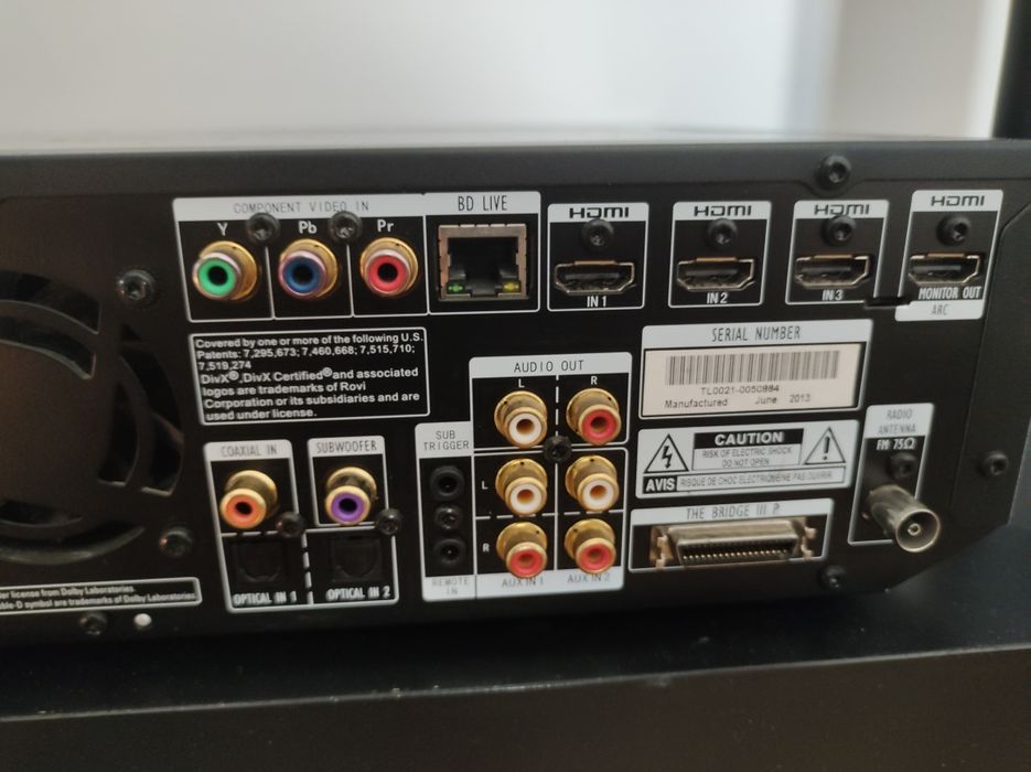 Sistem 2.1 Blu-Ray 3D Harman Kardon BDS 270,HDMI ARC,USB,Tuner, optic.