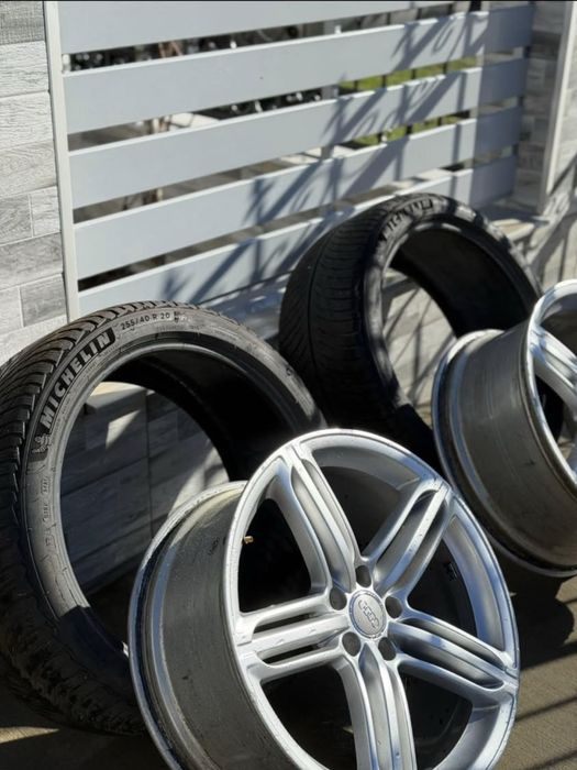 Оригинални джанти с гуми за Audi 20 цола Оригинални джанти с гуми за Audi 20 цола
