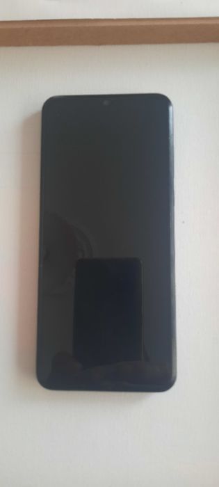 Мобилен телефон TCL 305
