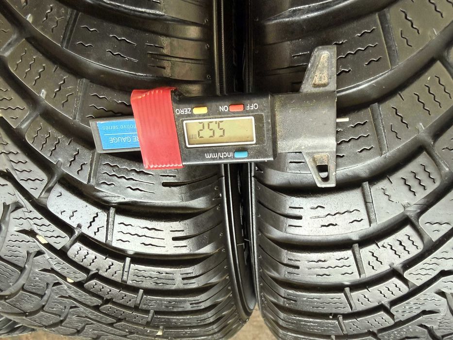 4x Anvelope iarna 215/60 R17 - Falken EuroWinter HS01 SUV