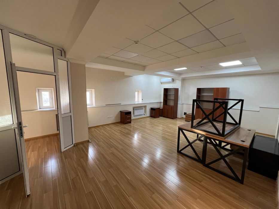 Аренда под офис 2 комната 46м2, С мебелью! Алайский 1 минут метро!