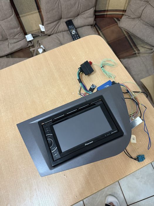 Player pioneer 6.1 inch