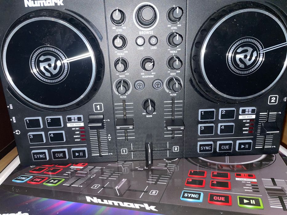 DJ контролер Numark Party Mix