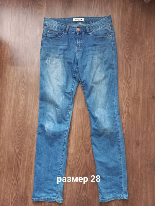 Продавам дамски дънки